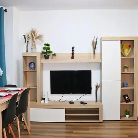 Moderno Y Nuevo Piso *